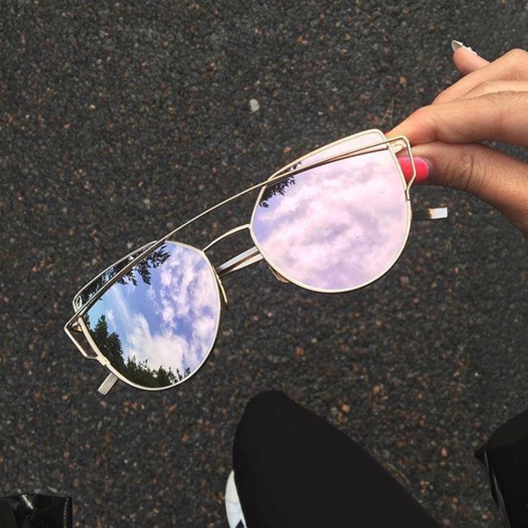 Double Crossbar Mirrored Aviator Sunnies - Picture 2 of 6